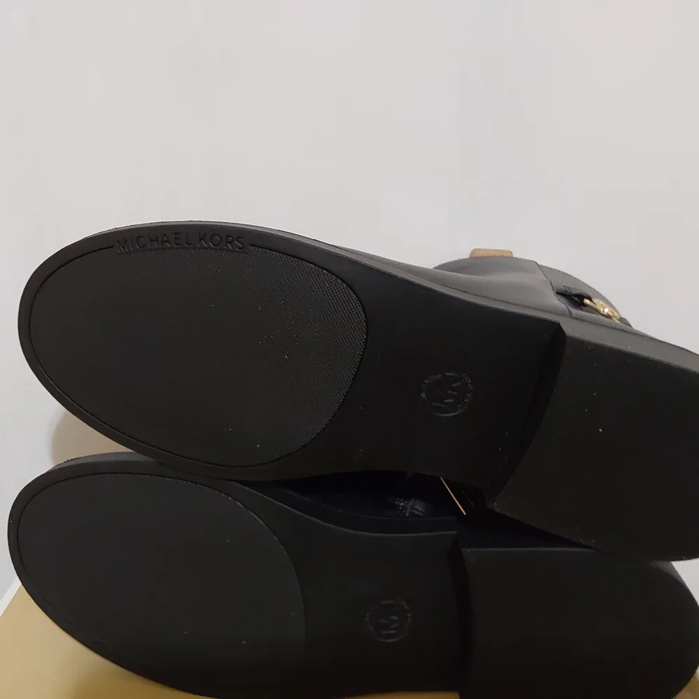 MICHAEL Michael Kors Black Leather Ankle Boots with Gold Zipper Pull - Picture 9 of 13